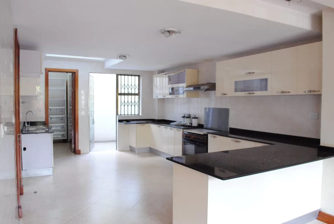 Townhouse In Lavington