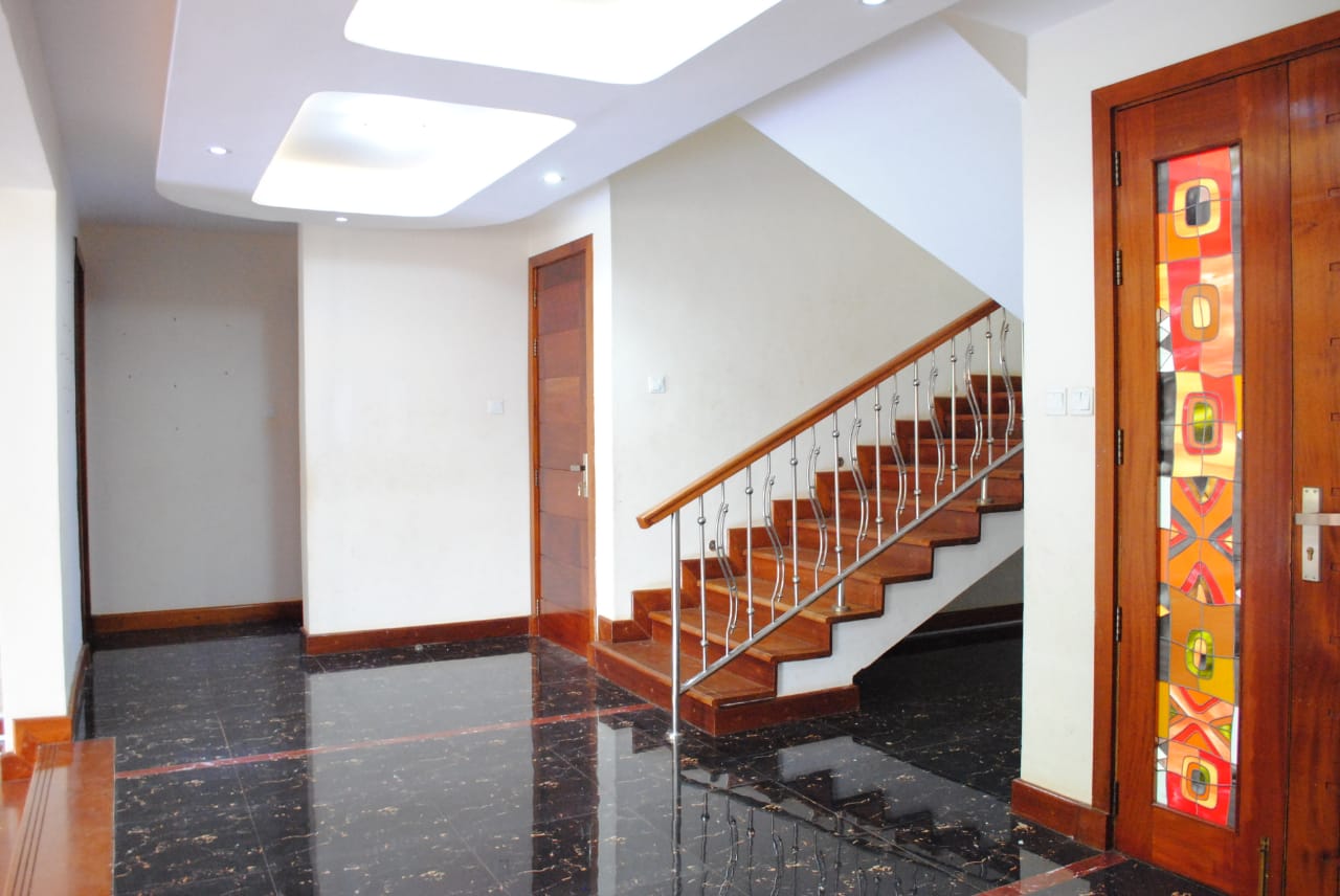 Townhouse In Lavington